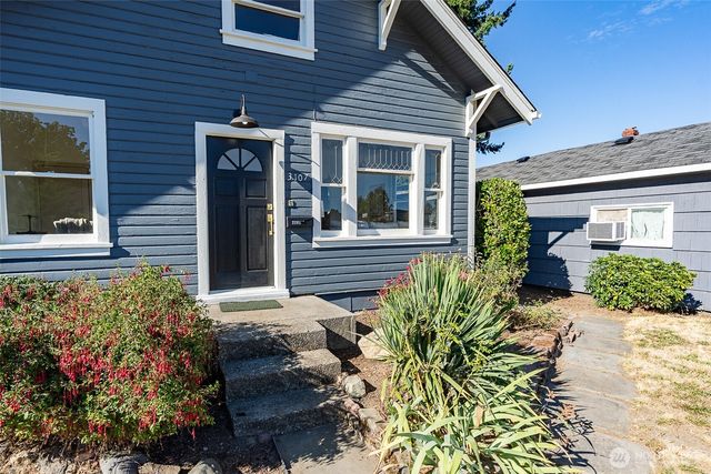 3107 N 15th St, Tacoma, WA 98406
