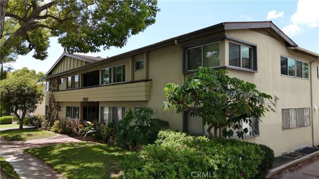 1317 N Brand 15, Glendale, CA 91202