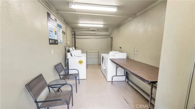 1317 N Brand 15, Glendale, CA 91202