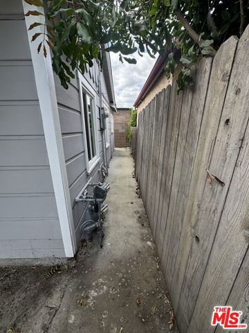 6111 Greenwood Avenue 6113, Commerce, CA 90040