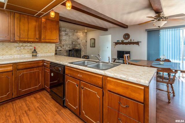 1609 Tina Drive, Murphysboro, IL 62966