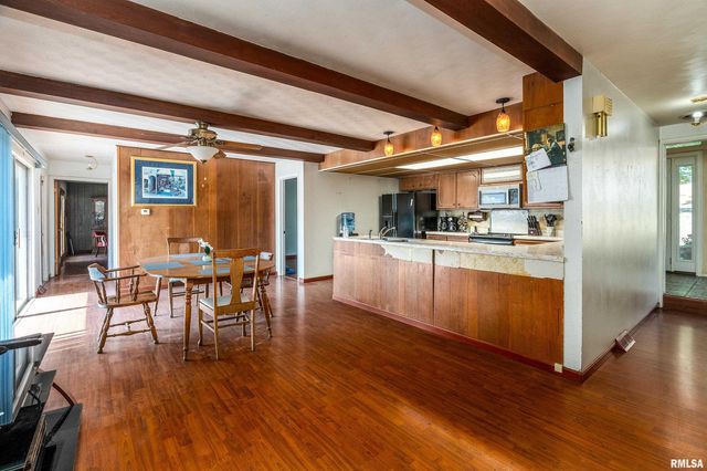 1609 Tina Drive, Murphysboro, IL 62966