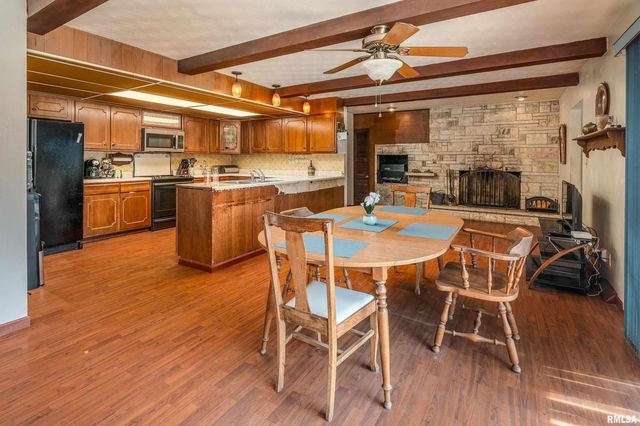 1609 Tina Drive, Murphysboro, IL 62966