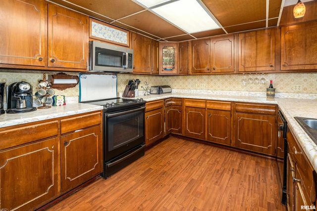 1609 Tina Drive, Murphysboro, IL 62966