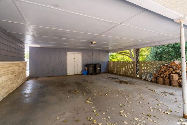 1609 Tina Drive, Murphysboro, IL 62966