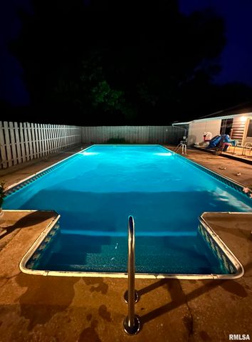 1609 Tina Drive, Murphysboro, IL 62966