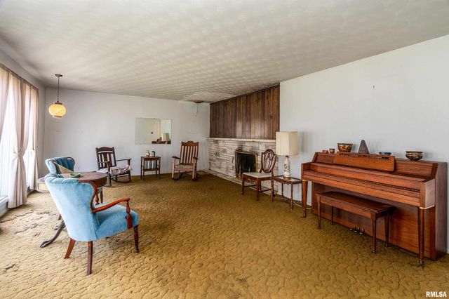 1609 Tina Drive, Murphysboro, IL 62966