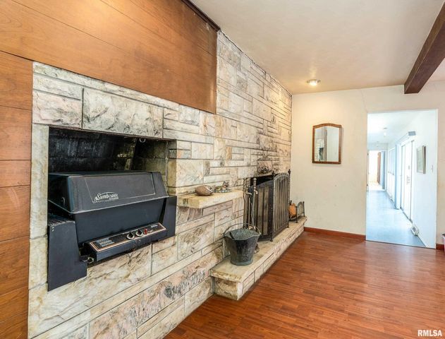 1609 Tina Drive, Murphysboro, IL 62966