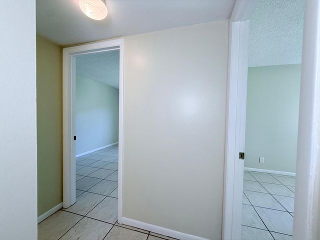 4891 Sable Pine Circle B1, West Palm Beach, FL 33417