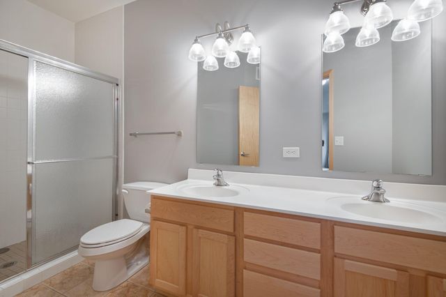 825 Berry Street 207, Saint Paul, MN 55114