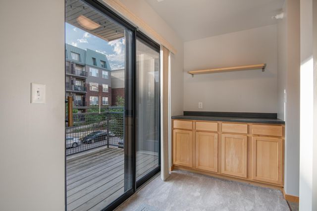 825 Berry Street 207, Saint Paul, MN 55114