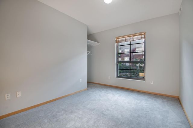 825 Berry Street 207, Saint Paul, MN 55114