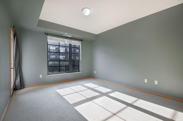 825 Berry Street 207, Saint Paul, MN 55114