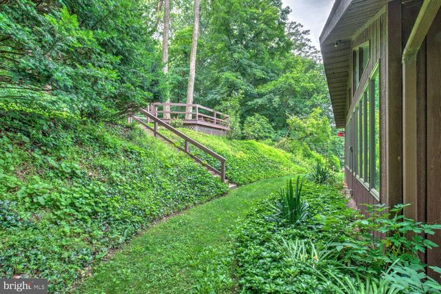 331 SPRING GARDEN ST, Ephrata, PA 17522