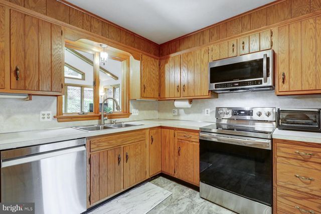 331 SPRING GARDEN ST, Ephrata, PA 17522