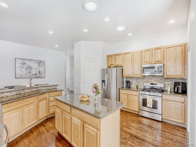 555 S 17th Ave, Brighton, CO 80601