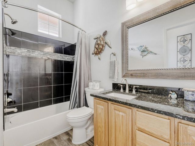 555 S 17th Ave, Brighton, CO 80601