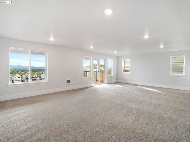 17644 Sw Watchman Ln, Beaverton, OR 97007