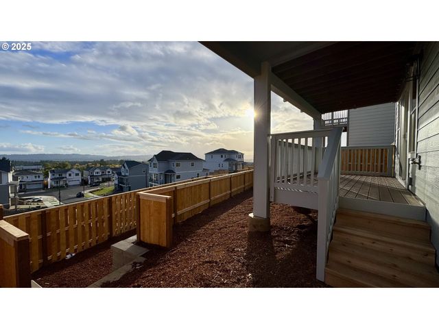 17644 Sw Watchman Ln, Beaverton, OR 97007