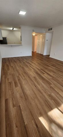 15221 NE 6th Avenue A205, Miami, FL 33162