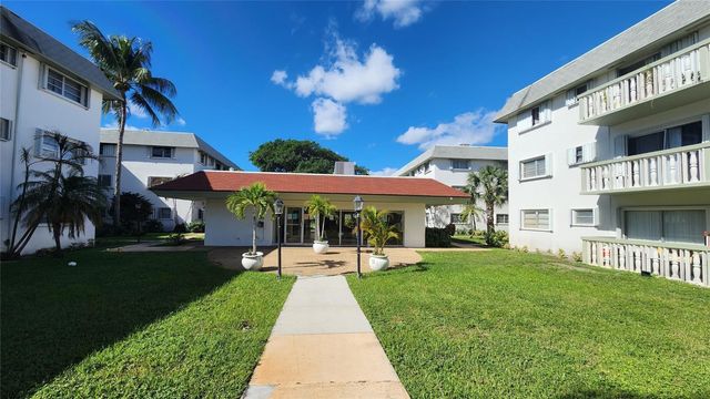 15221 NE 6th Avenue A205, Miami, FL 33162