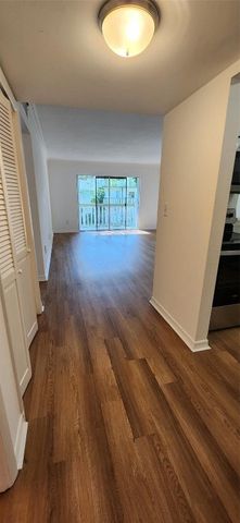 15221 NE 6th Avenue A205, Miami, FL 33162