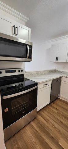 15221 NE 6th Avenue A205, Miami, FL 33162