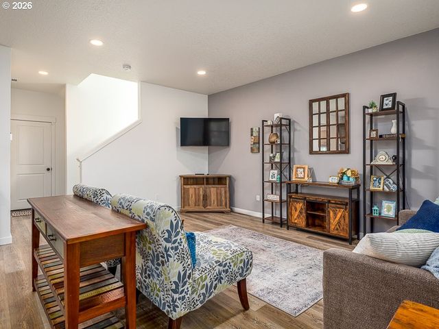 1204 S 28TH Ter, Cornelius, OR 97113