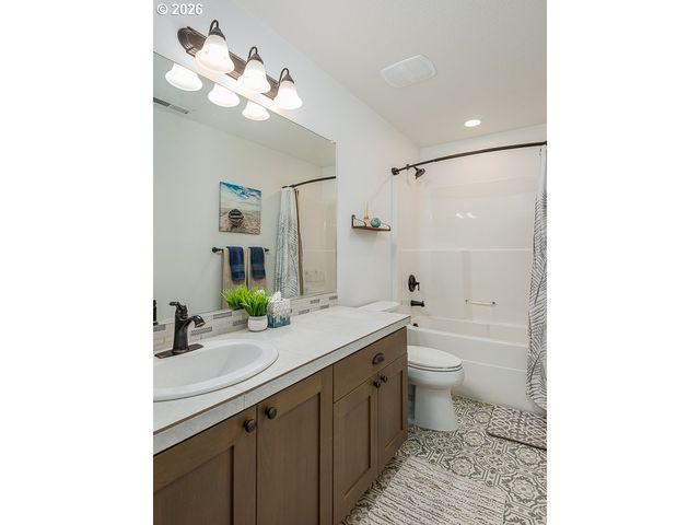 1204 S 28TH Ter, Cornelius, OR 97113
