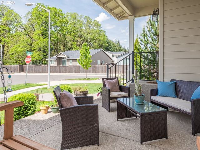 1204 S 28TH Ter, Cornelius, OR 97113