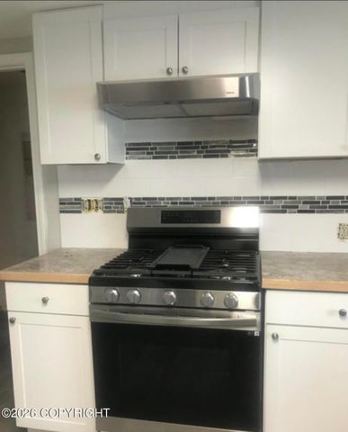 602 N Park Street, Anchorage, AK 99508