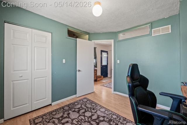 3469 Taylor Court, Auburn Hills, MI 48326