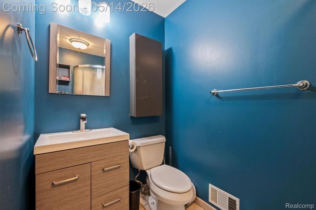 3469 Taylor Court, Auburn Hills, MI 48326