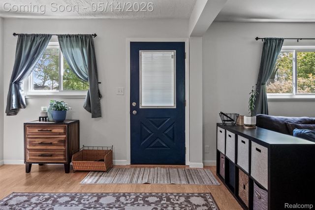 3469 Taylor Court, Auburn Hills, MI 48326
