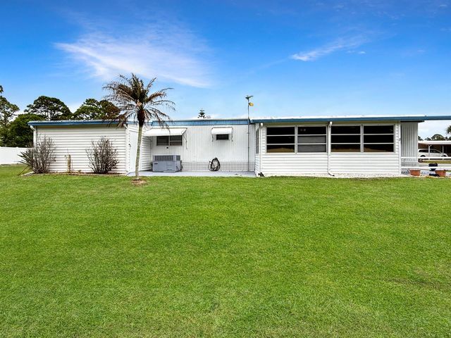 9296 SW Michelle Drive, Stuart, FL 34997