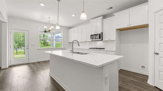 2076 Winged Elm Way, Lawrenceville, GA 30045