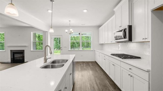 2076 Winged Elm Way, Lawrenceville, GA 30045