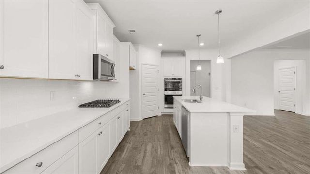 2076 Winged Elm Way, Lawrenceville, GA 30045