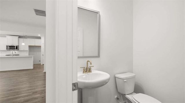 2076 Winged Elm Way, Lawrenceville, GA 30045