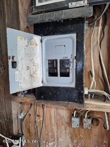 197 COUNTY ROAD 207A, East Palatka, FL 32131