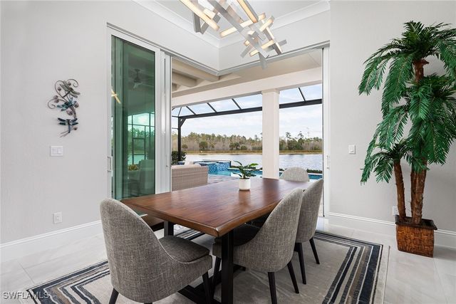 14362 Laguna Springs LN, Naples, FL 34114