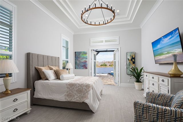 14362 Laguna Springs LN, Naples, FL 34114