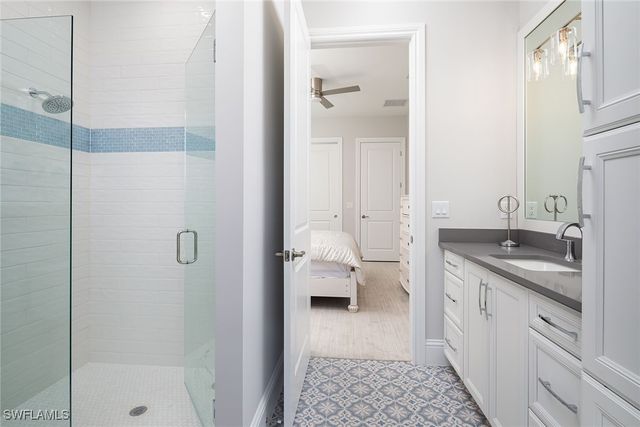 14362 Laguna Springs LN, Naples, FL 34114