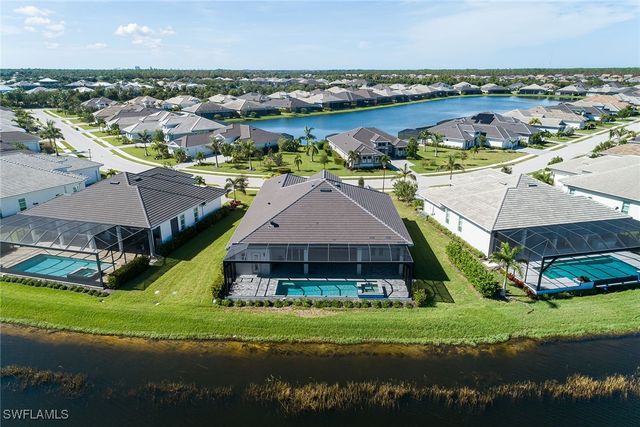 14362 Laguna Springs LN, Naples, FL 34114