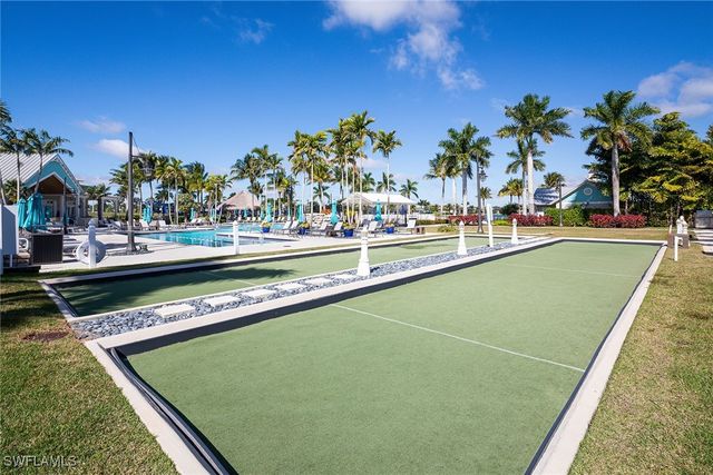 14362 Laguna Springs LN, Naples, FL 34114