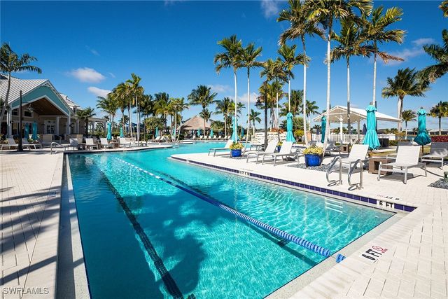 14362 Laguna Springs LN, Naples, FL 34114