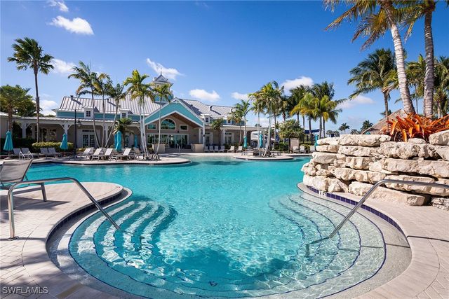 14362 Laguna Springs LN, Naples, FL 34114