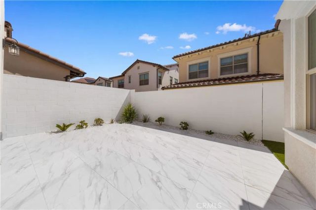 168 Somera, Irvine, CA 92602