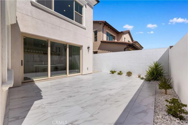 168 Somera, Irvine, CA 92602