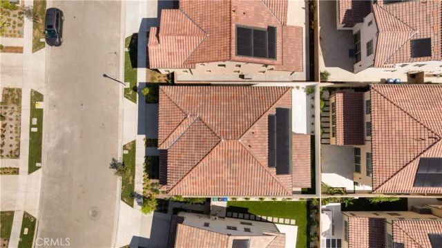 168 Somera, Irvine, CA 92602